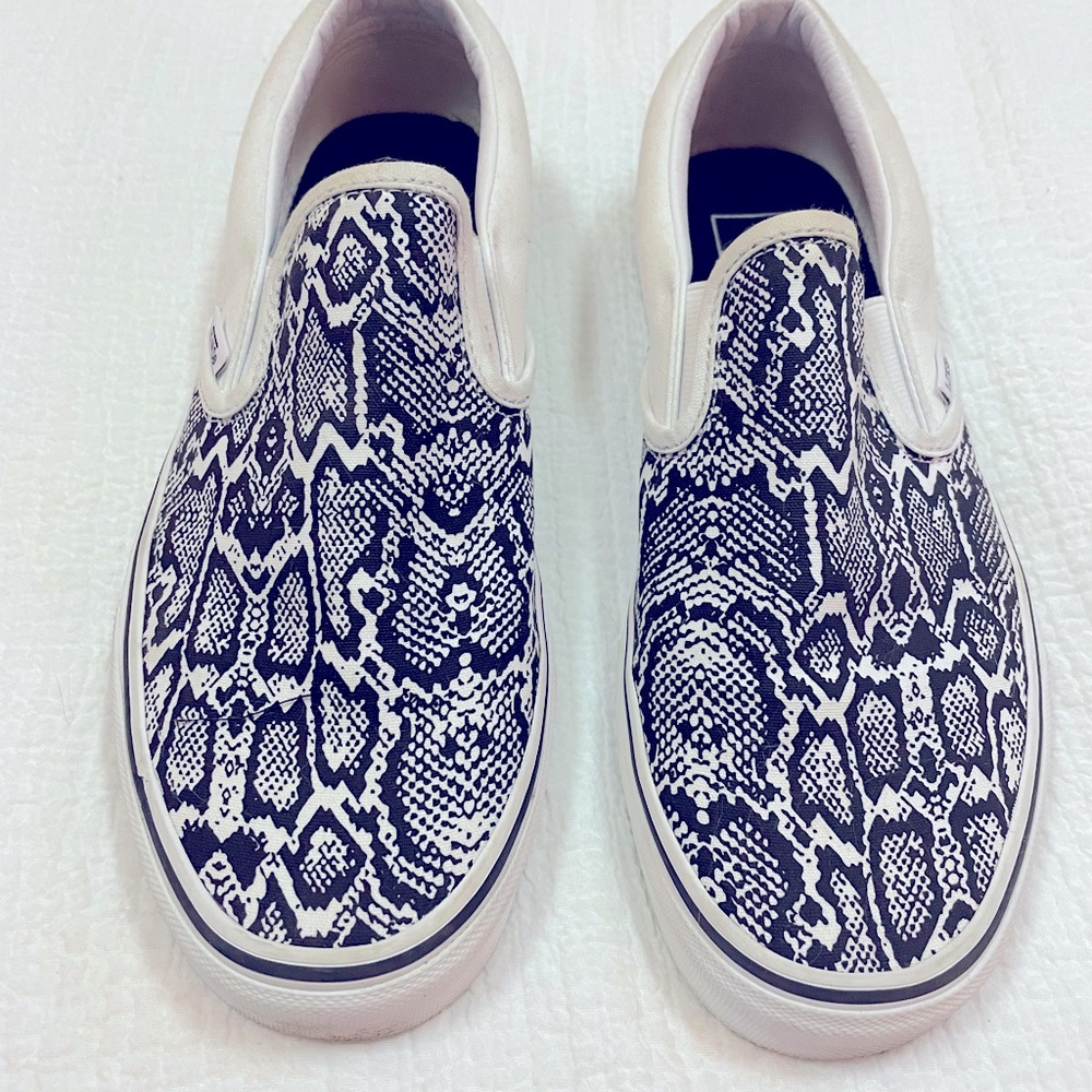 Women’s Slip on Vans
